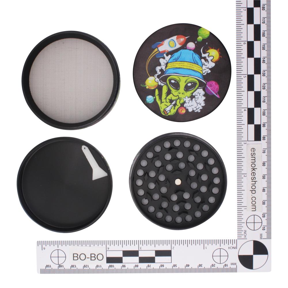 Alien Design Medium Metal Grinder-4 Piece-Black