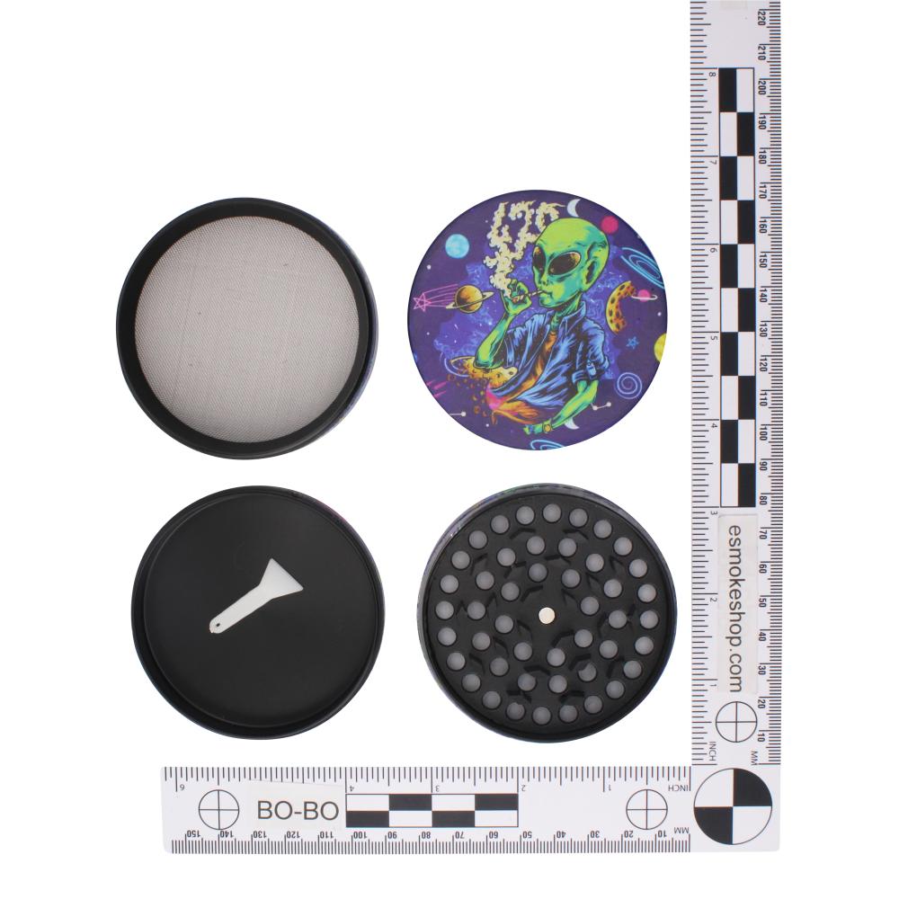 Alien Design Medium Metal Grinder-4 Piece-Blue