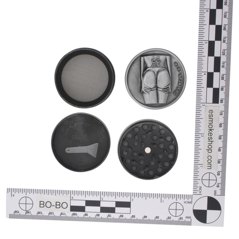 Elegant Figure Embossed Metal Grinder-4 Piece-Silver