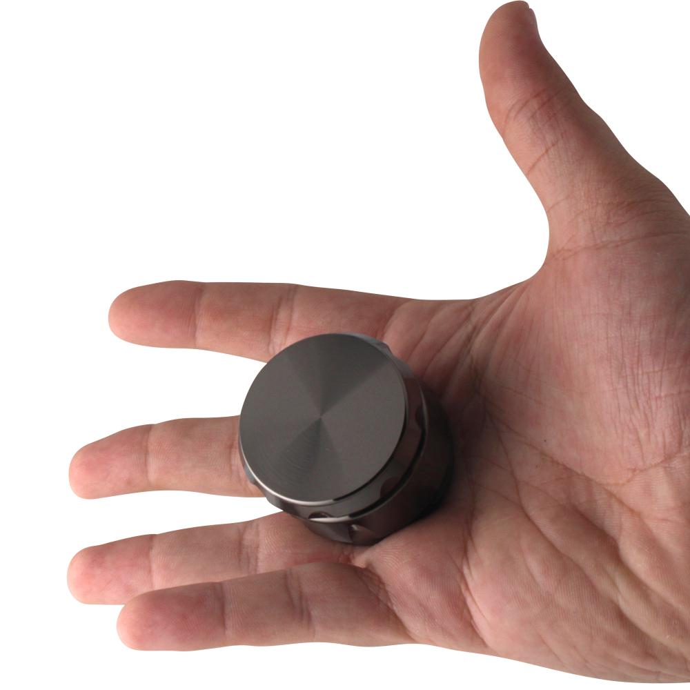 Noir Pro Metal Grinder-4 Piece-Black